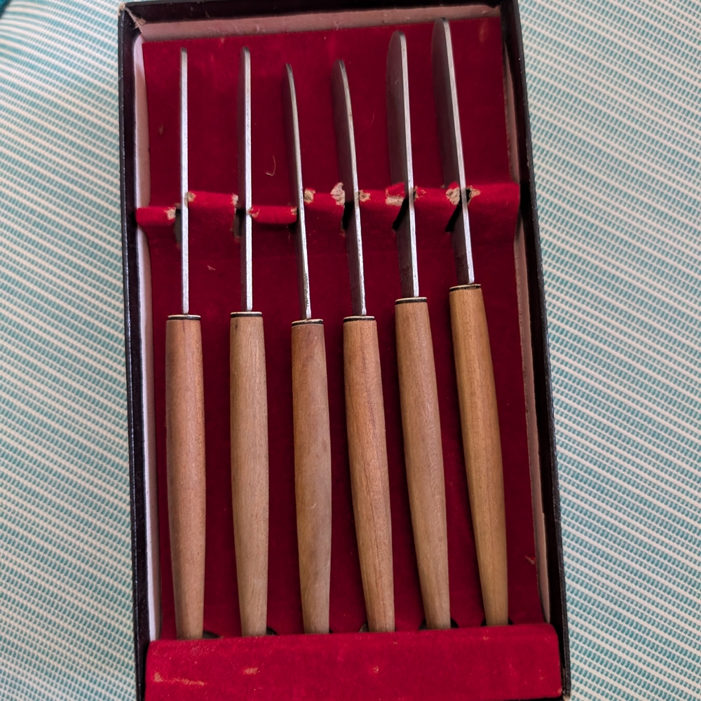 Premium Wooden Handle Steak Knife Set